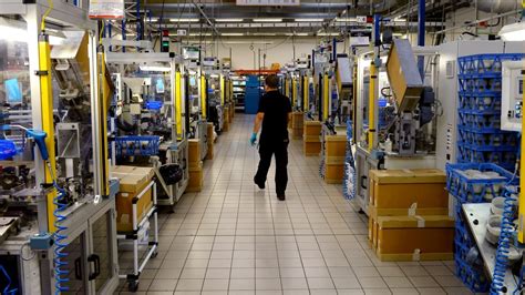emploi usine picardie sur le cuir chanel